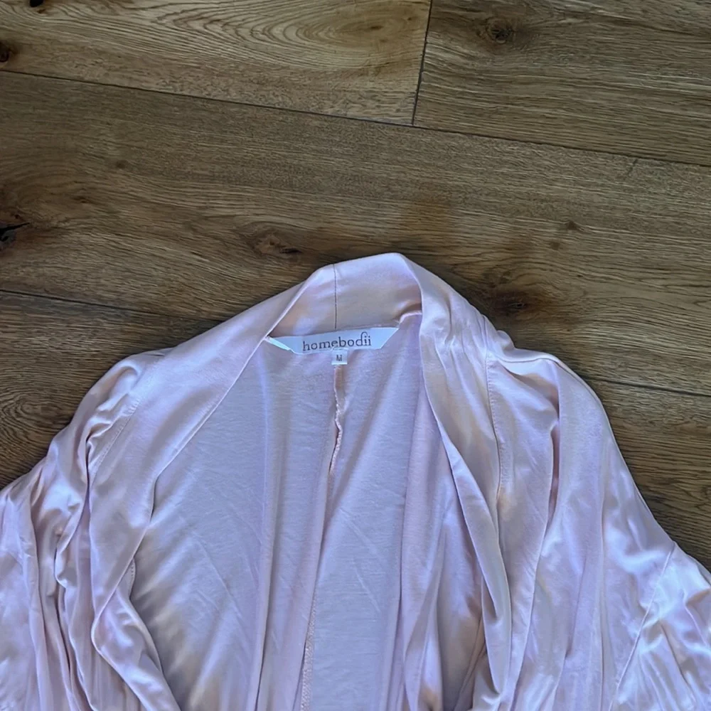 Homebodii Robe - Picture 2 of 2
